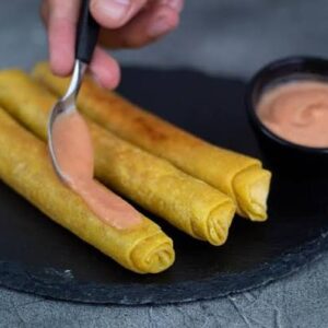 Flauta (Carne, pollo, queso)